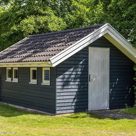Feriehus Tranquil Oasis In Rindby *
