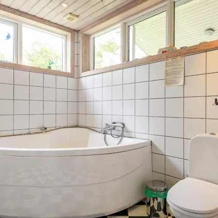 Tranquil Oasis In Rindby Feriehus Fanø